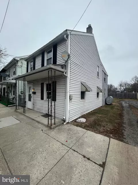 425 N West St, Carlisle, PA 17013