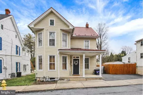 115 N Washington St, Shippensburg, PA 17257