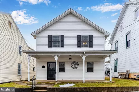 30 W Main St, Shiremanstown, PA 17011