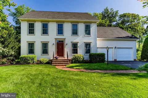 13 Todd Rd, Carlisle, PA 17013