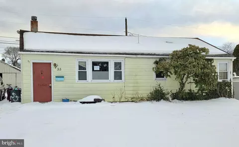 55 Oliver Rd, Enola, PA 17025