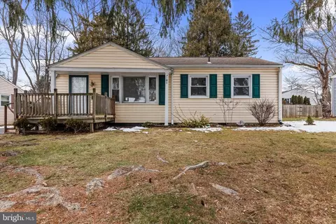 244 Cumberland Rd, Camp Hill, PA 17011