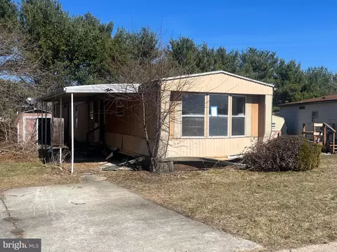 115 Tower Cir, Carlisle, PA 17013