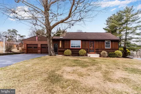 470 Cranes Gap Rd, Carlisle, PA 17013