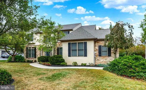 1140 Windsor Rd, Mechanicsburg, PA 17050