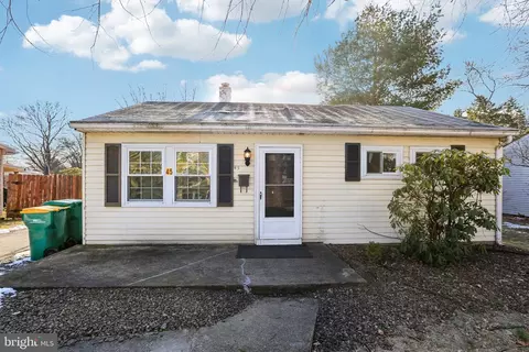 45 S 36th St, Camp Hill, PA 17011