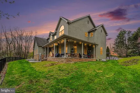 140 Ridge Hill Rd, Mechanicsburg, PA 17050