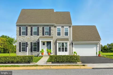 151 Moorefield St, Mechanicsburg, PA 17055