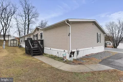 114 Rustic, Shippensburg, PA 17257