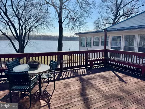 938 River Rd, Marysville, PA 17053
