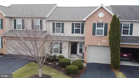 4245 Roth Farm Village Cir, Mechanicsburg, PA 17050