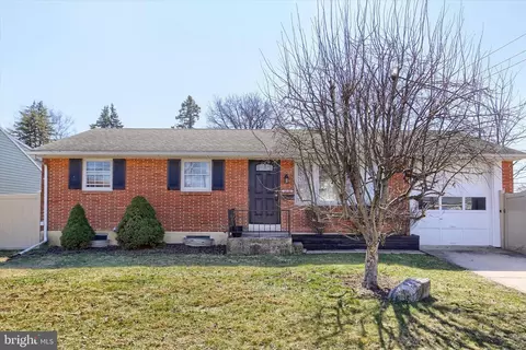 4830 Brian Rd, Mechanicsburg, PA 17050