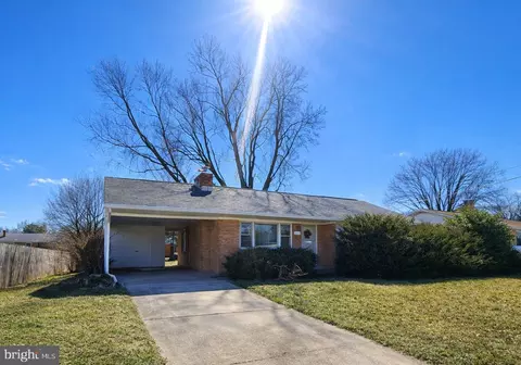 1010 E Coover St, Mechanicsburg, PA 17055