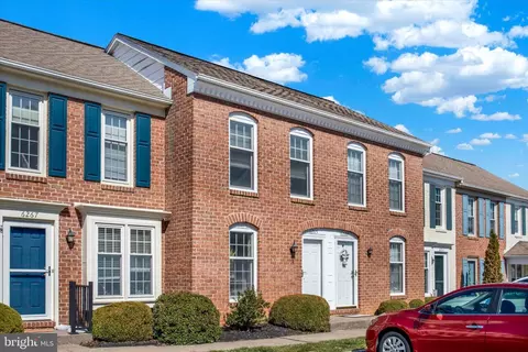6265 Stanford Ct, Mechanicsburg, PA 17050