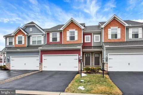 40 Simon Ct, Mechanicsburg, PA 17050