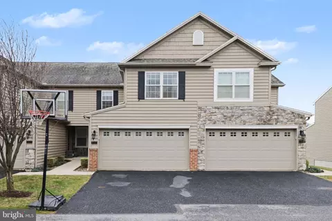 5260 Mendenhall Dr, Mechanicsburg, PA 17050