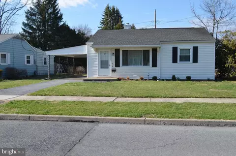 67 Sussex Rd, Camp Hill, PA 17011