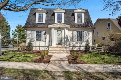 159 N 25th St, Camp Hill, PA 17011