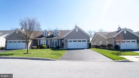 6210 Rivendale Ct, Mechanicsburg, PA 17050