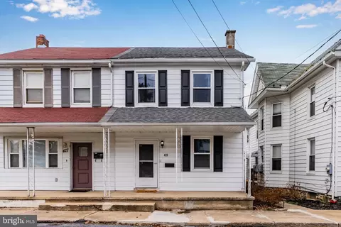 425 Fairview Ave, Enola, PA 17025