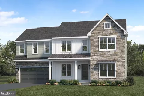 2231 S Autumn Chase Dr, Mechanicsburg, PA 17055