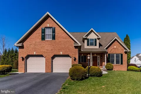 46 Stone Run Dr, Mechanicsburg, PA 17050