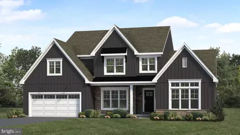 2229 S Autumn Chase Dr, Mechanicsburg, PA 17055