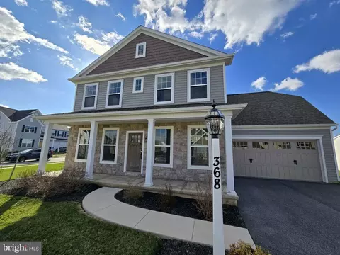 368 Reserve Ln, Mechanicsburg, PA 17050