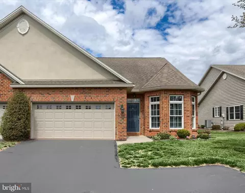 5405 Rivendale Blvd, Mechanicsburg, PA 17050