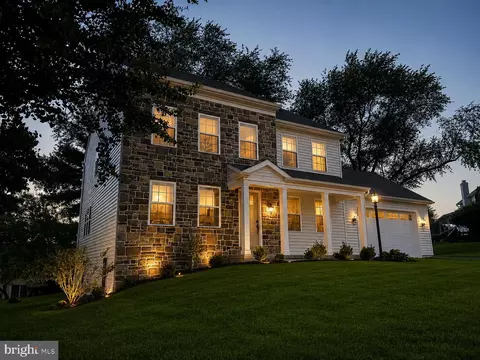 144 Cricket Ln, Camp Hill, PA 17011