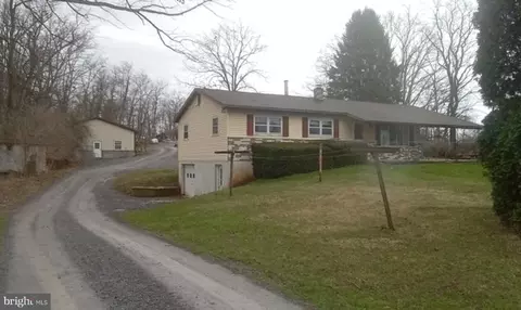 195 Hair Rd, Newville, PA 17241