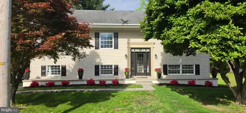 119 Chester Rd, Enola, PA 17025