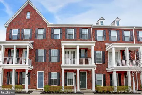 3213 Wayland Rd, Mechanicsburg, PA 17055