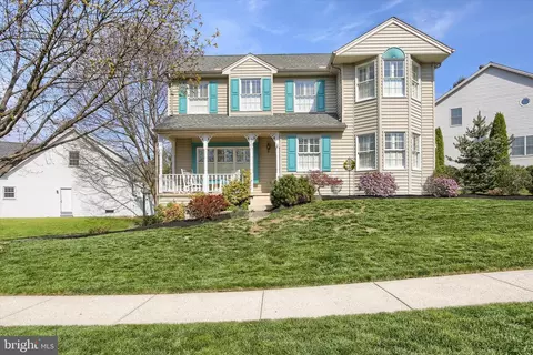 20 Windsor Way, Camp Hill, PA 17011