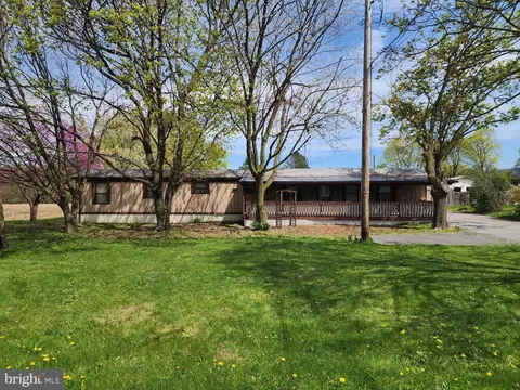 109 Neil Rd, Shippensburg, PA 17257