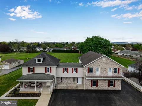 924 W Trindle Rd, Mechanicsburg, PA 17055