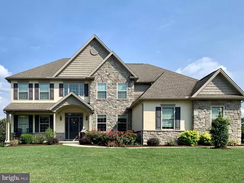 1405 Summit Way, Mechanicsburg, PA 17050