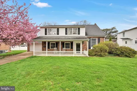 370 Beverly Rd, Camp Hill, PA 17011