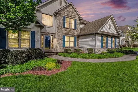 1103 Wansford Rd, Mechanicsburg, PA 17050
