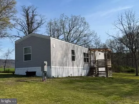 82 Linda Dr #23, Mechanicsburg, PA 17050