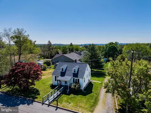 203 High St, East Pennsboro, PA 17025