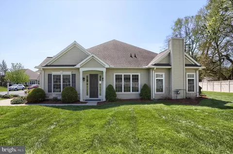 202 Carmella Dr, Mechanicsburg, PA 17050