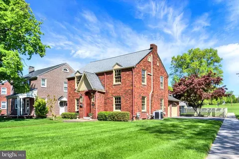 2900 Market St, Camp Hill, PA 17011