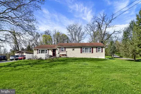 408 Penn St S, Shippensburg, PA 17257