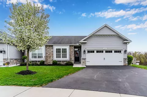 1635 Shady Maple Ct, Mechanicsburg, PA 17050