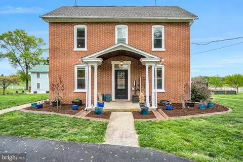 295 Martin Rd, Carlisle, PA 17015