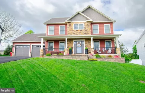 202 Feather Dr, Shippensburg, PA 17257