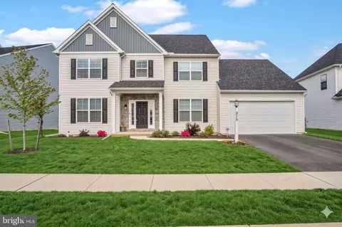 315 Reserve Ln, Mechanicsburg, PA 17050