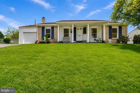 530 Rupley Rd, Camp Hill, PA 17011