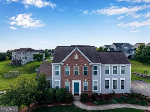 6 Bella Vista Dr, Mechanicsburg, PA 17050